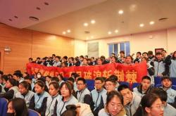 开云APP-瑞典国家队备战决胜战役，全队备战迎接挑战的简单介绍