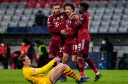 开云体育入口-足球战场上，一场激烈的较量即将展开