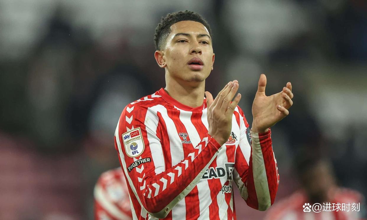 关于沃特福德中场策划多粒进球，助球队逆袭的信息