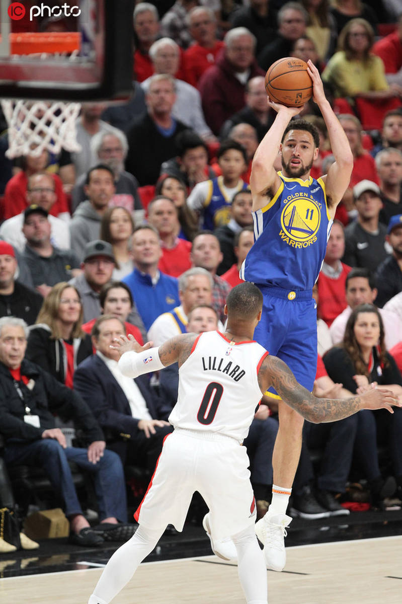 魔术鏖战勇士，利拉德带队取胜